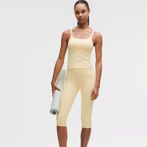 Lululemon Buttercream Align Crop 17” Size 8